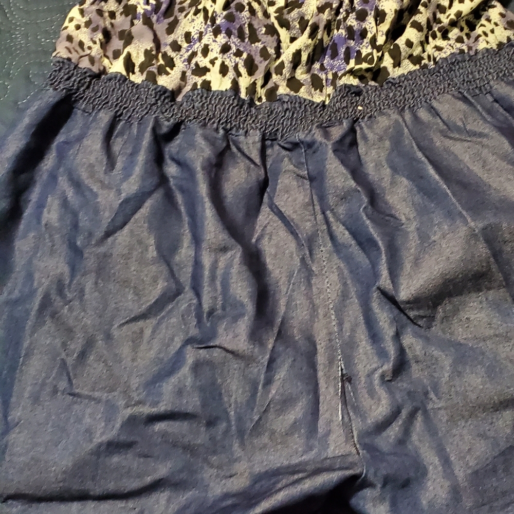 Romper - Picture 2 of 4